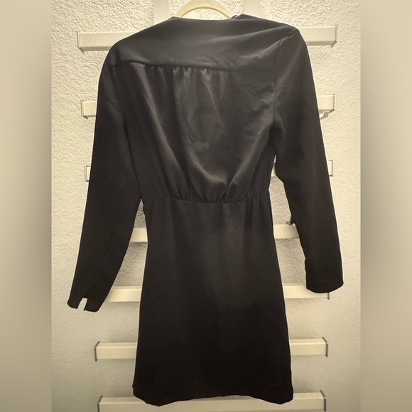 ZARA Black Long Sleeve V Neck Dress size Small - Picture 2 of 6